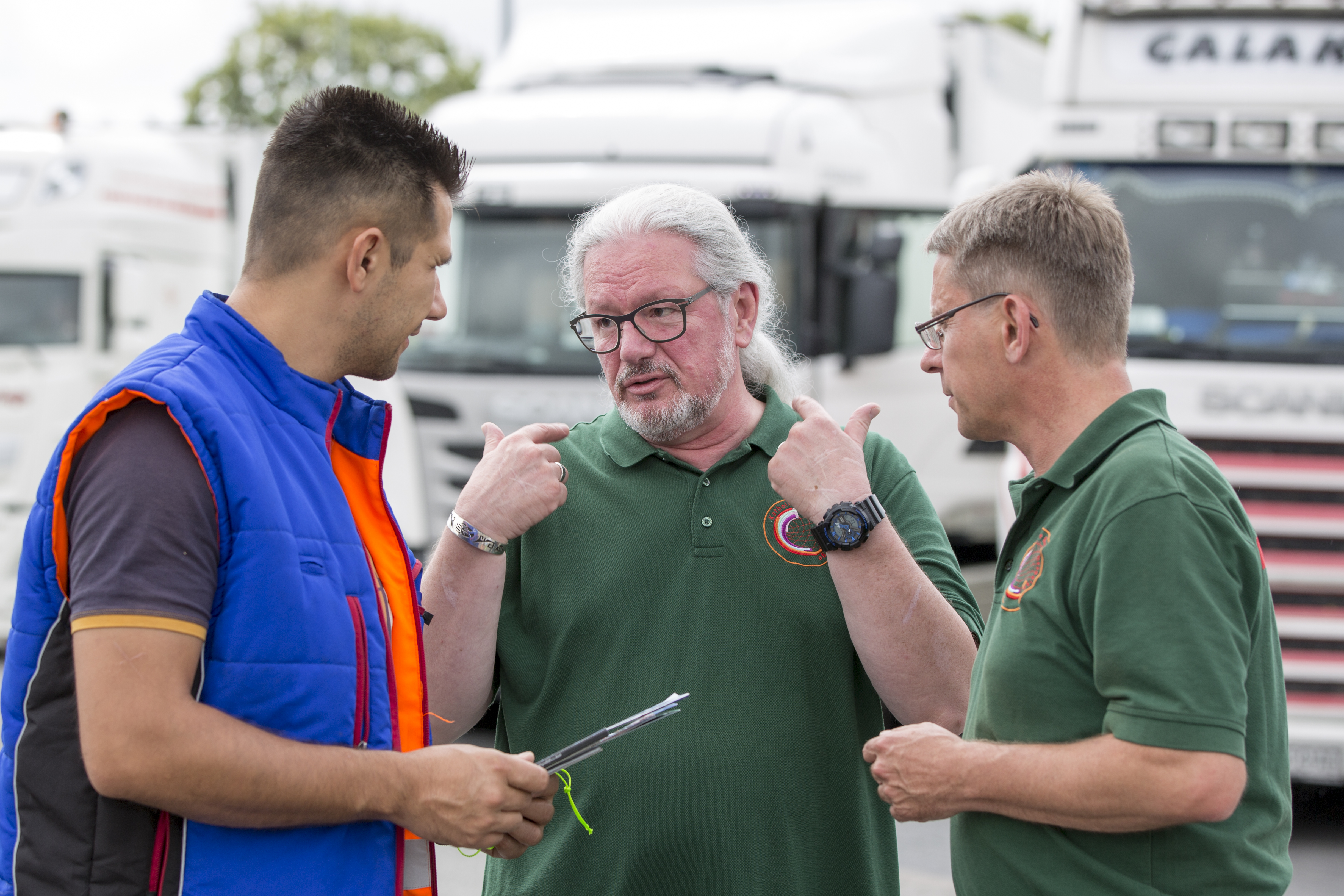Josef Krebs mit Kollege Hans Gilg auf dem Rastplatz Wonnegau