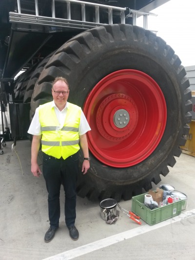 Betriebsbesuch Magirus Dekan Kloos.jpg Betriebsbesuch Magirus Dekan Kloos.jpg