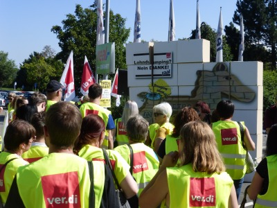 Betriebsseelsorge Bei Real Streik In Böblingen Betriebsseelsorge